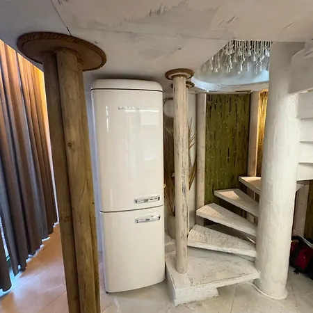 شقة Flores Gardan Art تشيرنوموريتس