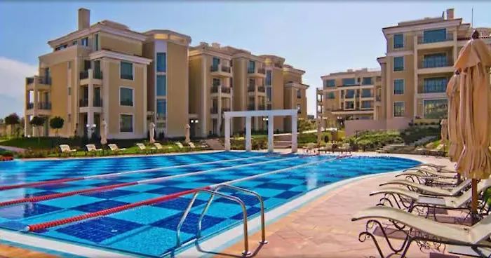 Flores Gardan Art Τσερνομόρετς