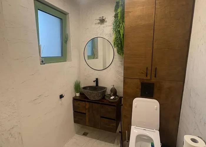 Διαμέρισμα Flores Gardan Art Τσερνομόρετς